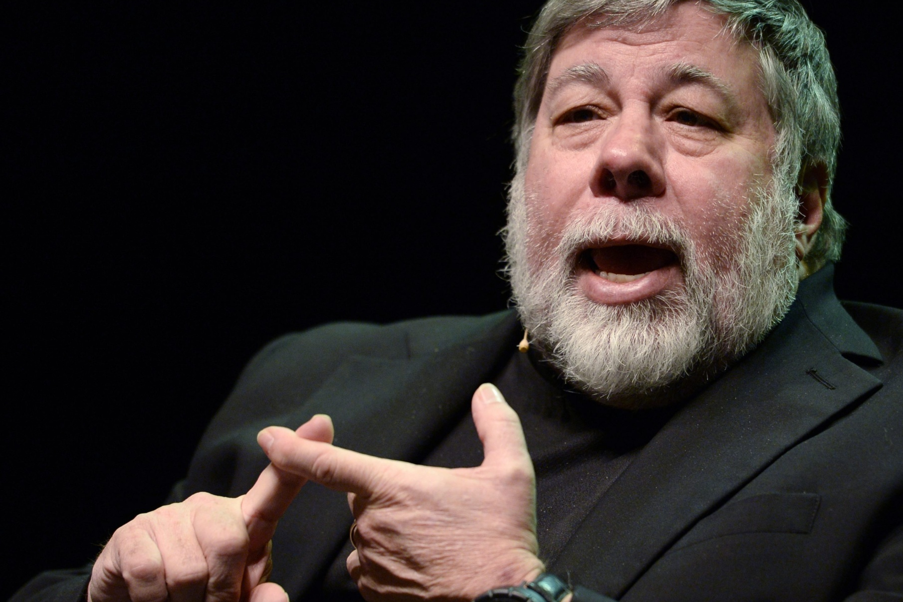 iPhone 7, "senza jack delle cuffie gli utenti si arrabbieranno" sostiene Wozniak