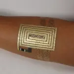 Lo Smartphone? Lo controlleremo direttamente dalla pelle, grazie a DuoSkin