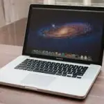 Mac Book Pro senza retina? È obsoleto, presto Apple lo ritirerà dalla vendita