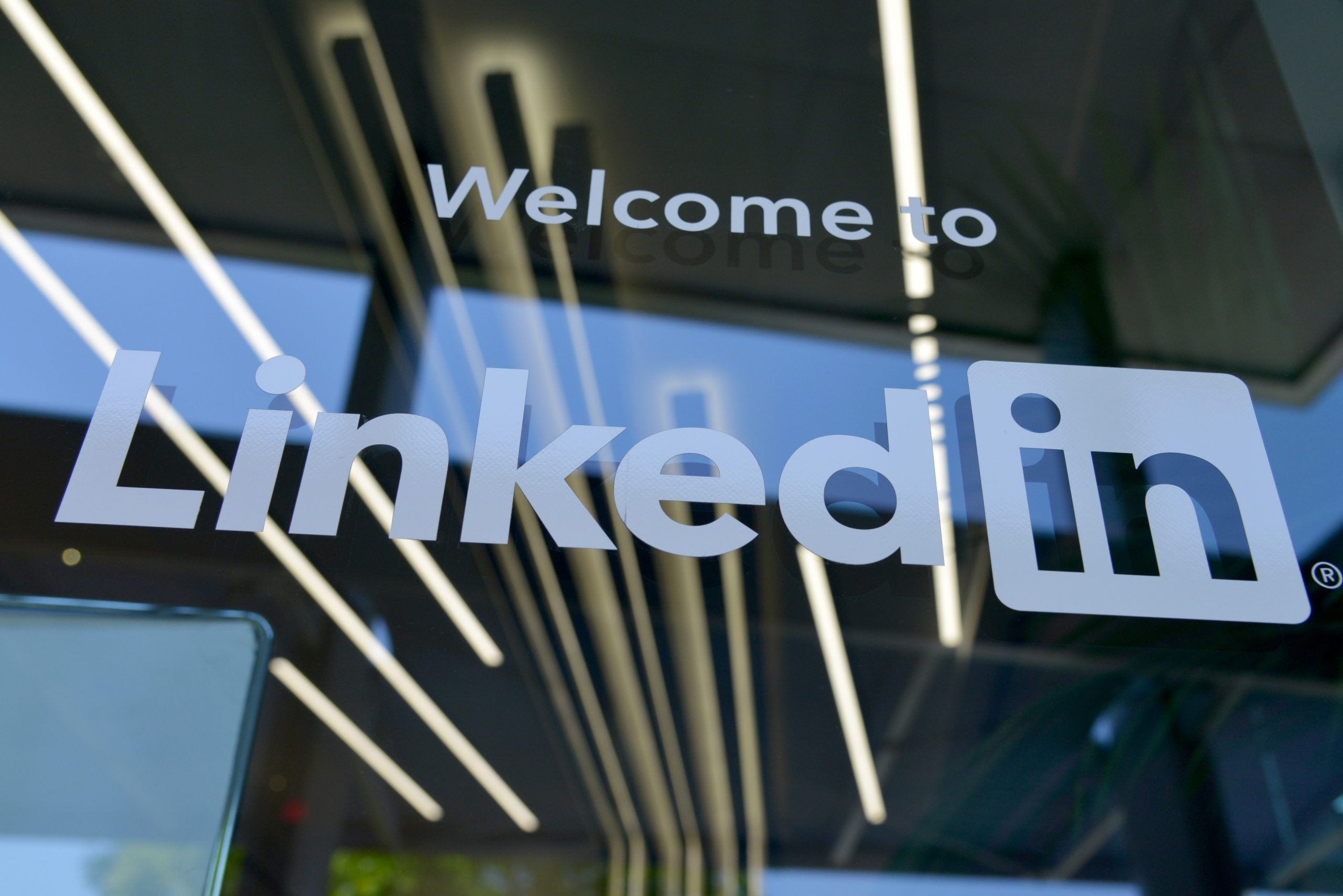 Linkedin chiude in Cina: i motivi