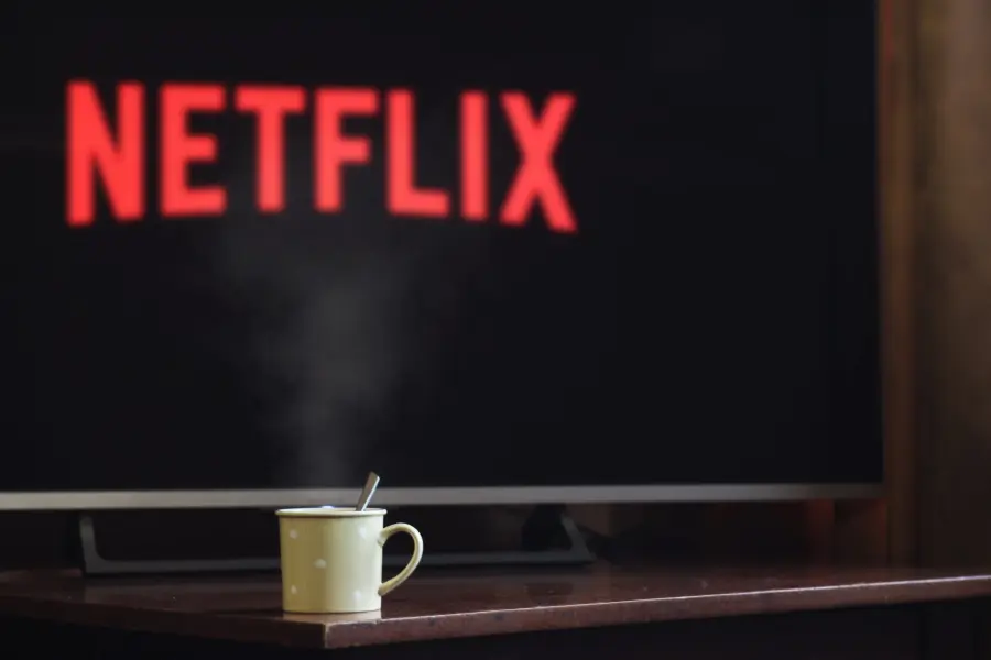 Netflix: account condivisi bloccati e multi utente solo in casa