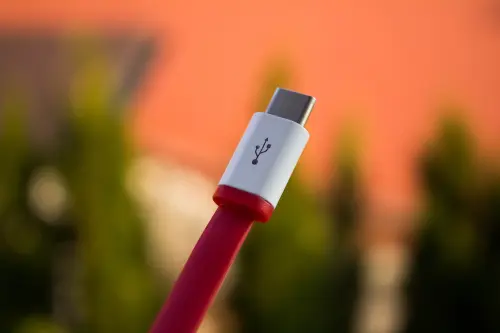 USB-C: UE pensa ad uno standard per tutti i produttori