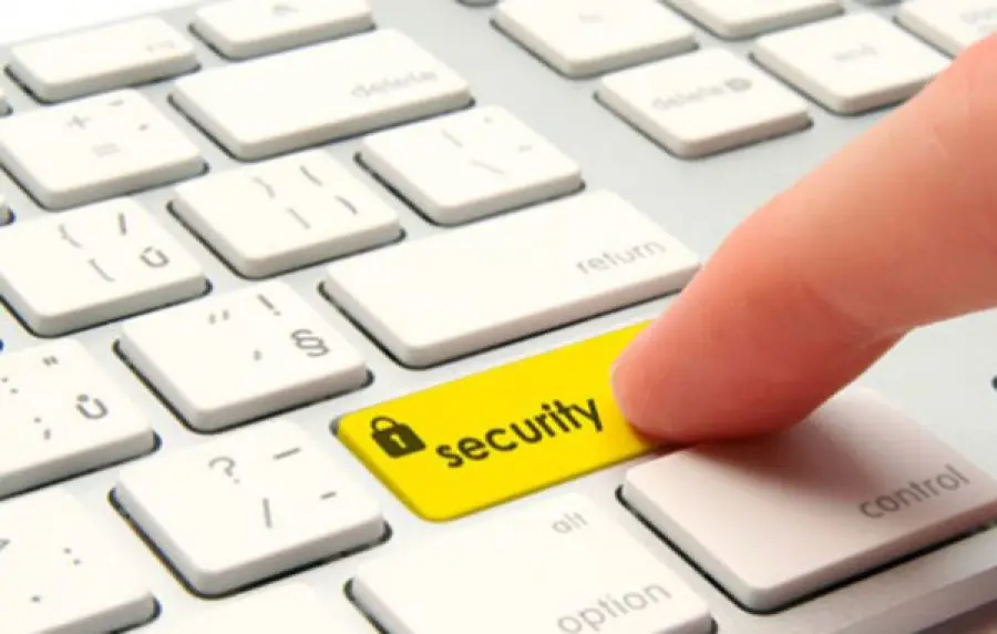 Rischi online, 8 consigli per un buon uso di Internet