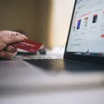 Sconti liberi e-commerce rendono i saldi inutili e obsoleti secondo il Codacons