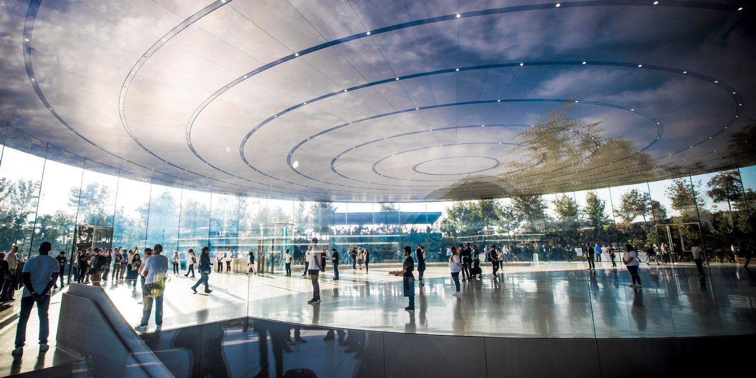 Apple Park e Steve Jobs Theatre: due grandi prodigi architettonico