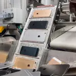 Apple lancia Daisy, nuovo robot per il riciclo e recupero materiali preziosi