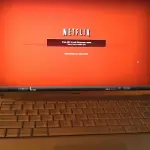 Tv in streaming, abbonati Netflix al nuovo record di 125 milioni