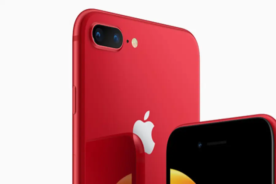 iPhone 8 e Plus Special Edition, Apple lancia i nuovi telefoni con finitura rossa