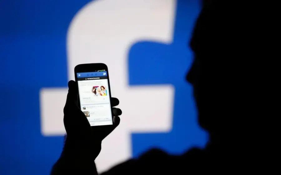 Popolarità sui social, serve veramente comprare like Facebook?